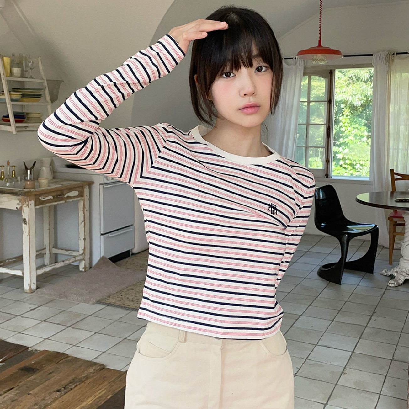 [muahmuah] Logo Stripe Crop Long Sleeve Tee [Navy]