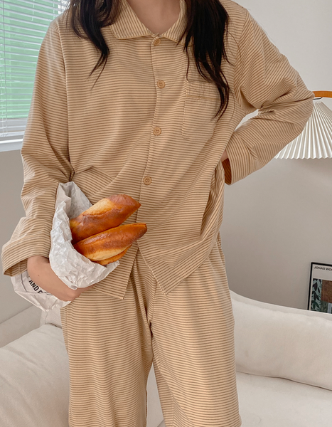 [Juuneedu] Butterring Stripe Pajamas Set