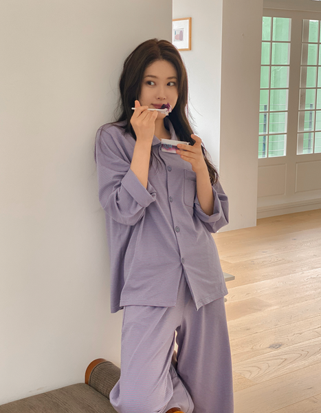 [Juuneedu] Butterring Stripe Pajamas Set