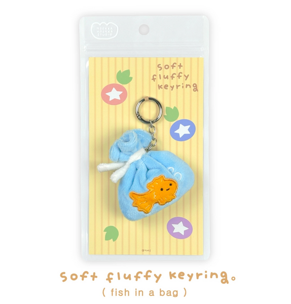 [HOOKKA HOOKKA STUDIO] Soft Fluffy Keyring (Fish in a bag)