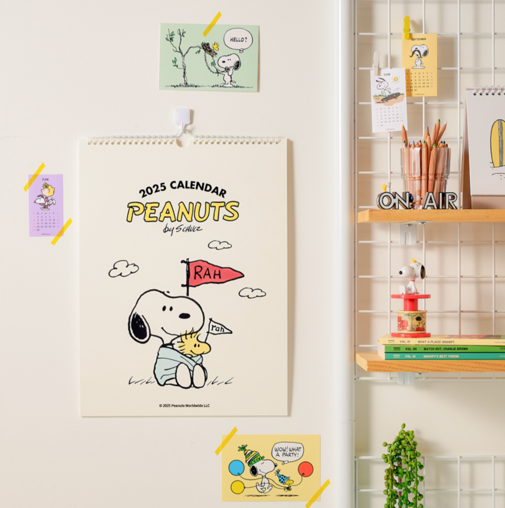 [Peanuts] 2025 Snoopy Wall Calendar *11月中韓國出貨*