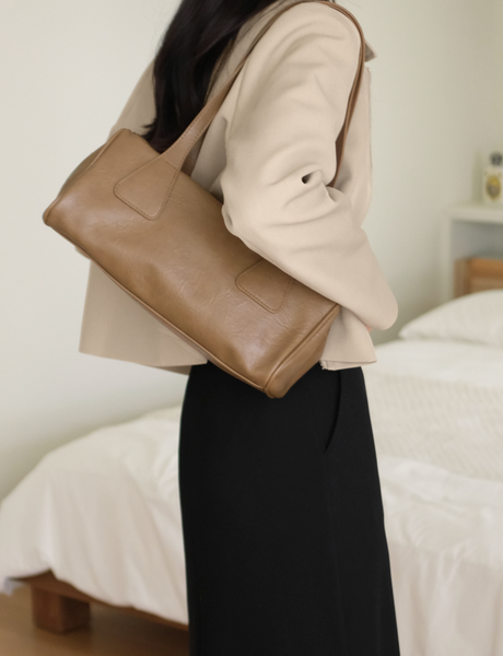 [98°C] Block Square Shoulder Bag