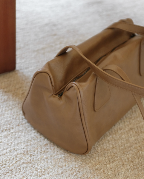 [98°C] Block Square Shoulder Bag