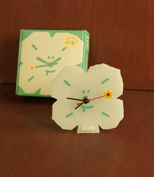 [ahmugae] Luminous Clover Desk Clock