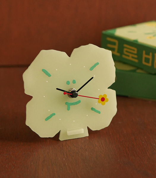 [ahmugae] Luminous Clover Desk Clock