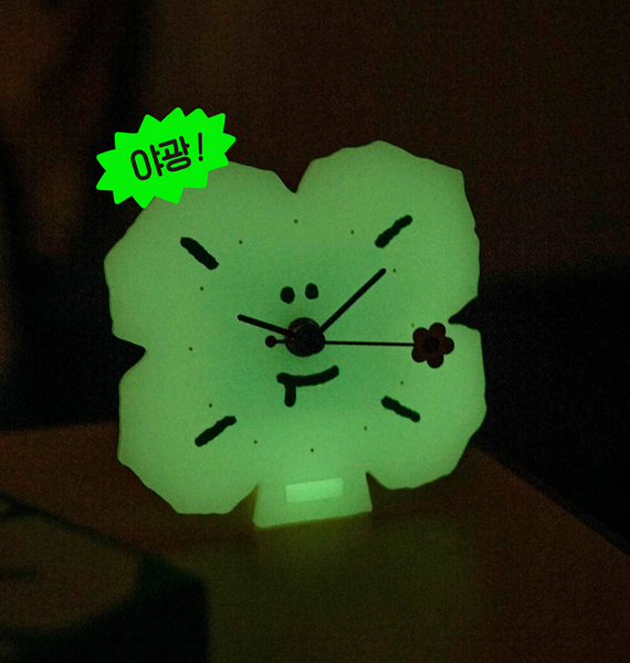 [ahmugae] Luminous Clover Desk Clock