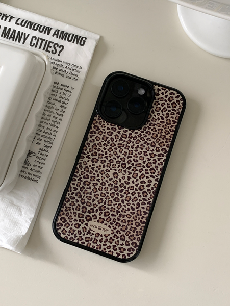 [earliner] Leopard Brown Heart Epoxy Bumper Iphone Case