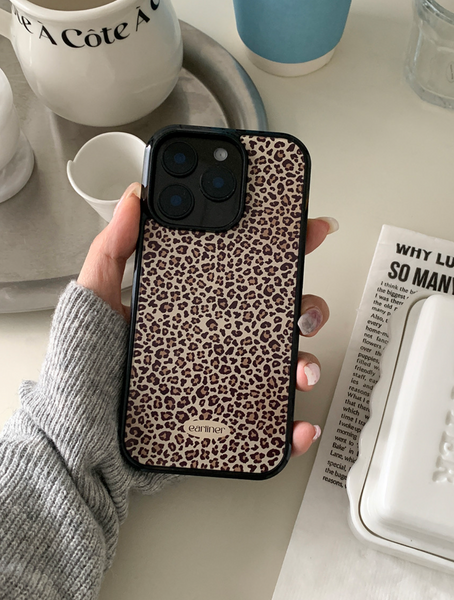 [earliner] Leopard Brown Heart Epoxy Bumper Iphone Case