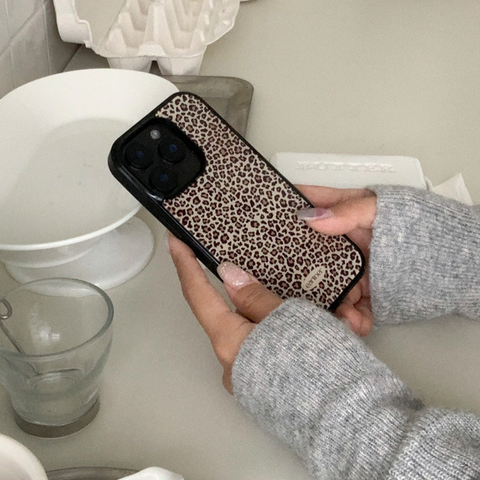 [earliner] Leopard Brown Heart Epoxy Bumper Iphone Case