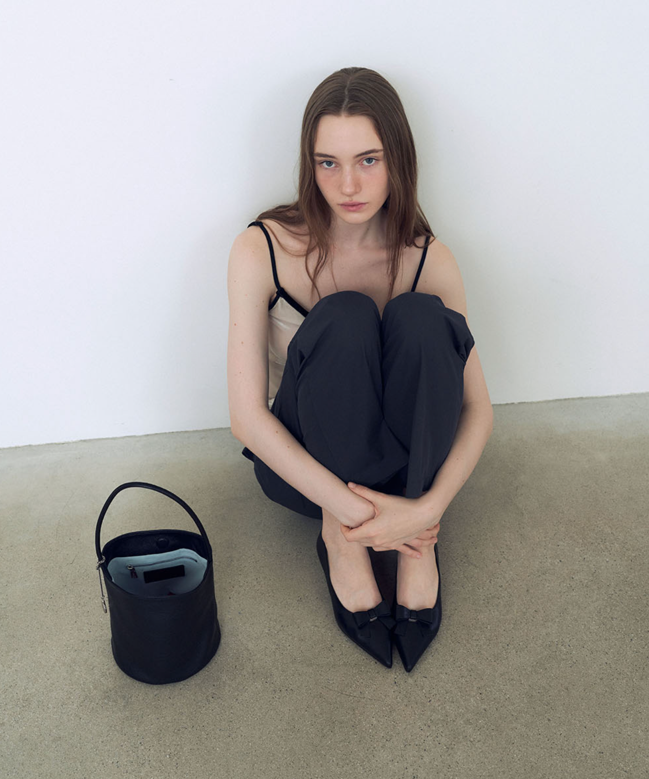 参考にお買い物♪ minitmute Tobo Bag Black 【公式通販】