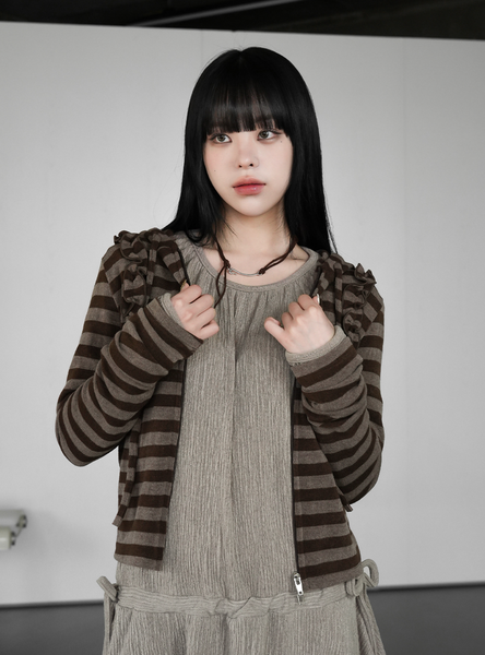 [BINARY01] Stripe Frill Hoodie Zip-Up