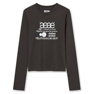 [aeae] WEB LOGO CROP L/S [CHARCOAL]