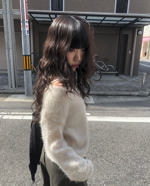 [anyonemore] Back Ribbon Angora V-Neck Crop Knit