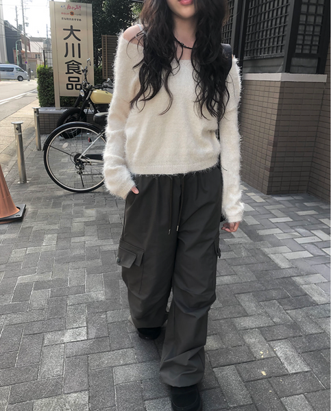 [anyonemore] Back Ribbon Angora V-Neck Crop Knit