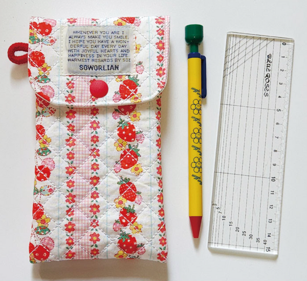 [SOWORLIAN] Quilted Strawberry Pencil Case