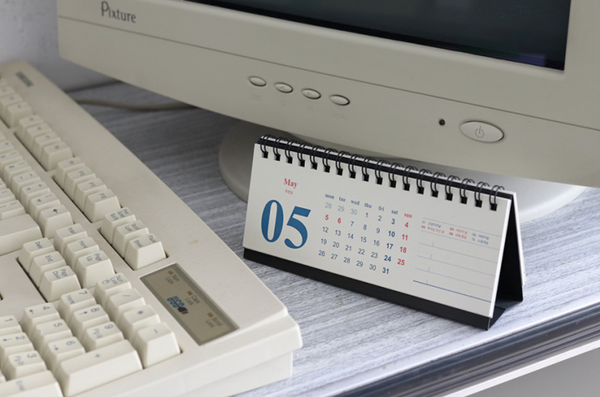 [SOME MOOD DESIGN] 2025 Signature Desk Calendar