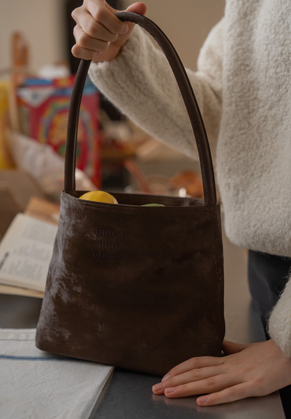 [mucu and ebony] Near Breeze Bag Avocado