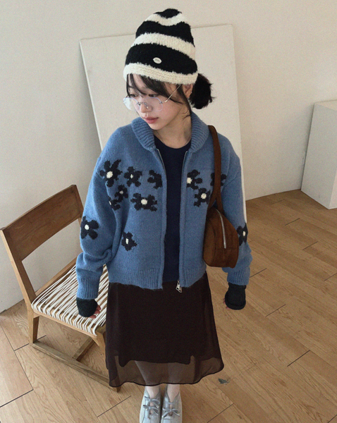 [9.HOPE] Connie Daisy Knit Zip-Up