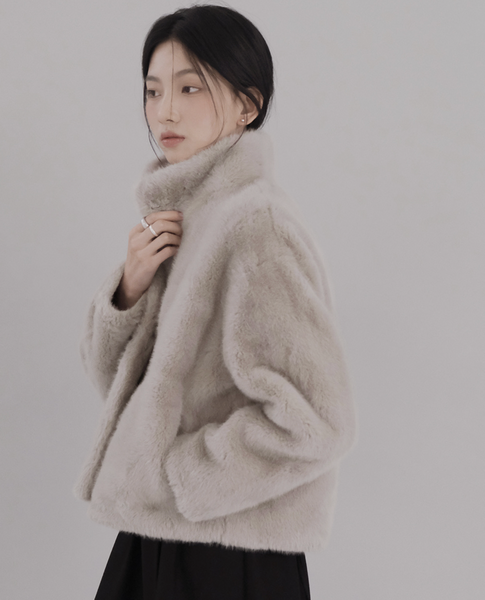 [SLOWAND] Snow Real Soft Fur Jacket