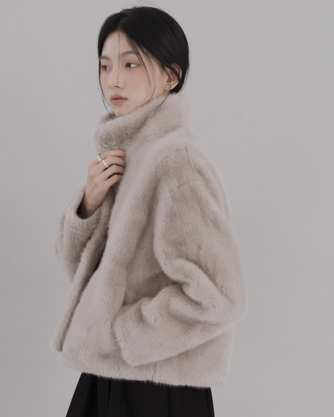 [SLOWAND] Snow Real Soft Fur Jacket