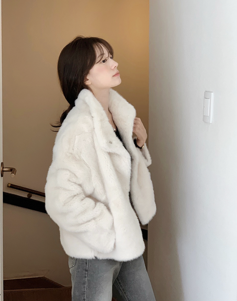 [SLOWAND] Snow Real Soft Fur Jacket