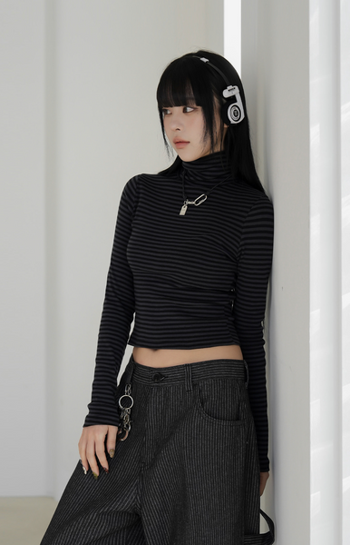 [BINARY01] Stripe Turtleneck T-shirt