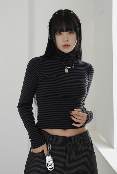 [BINARY01] Stripe Turtleneck T-shirt