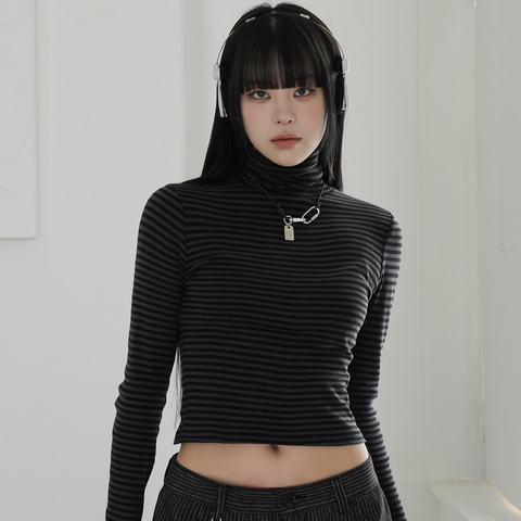 [BINARY01] Stripe Turtleneck T-shirt