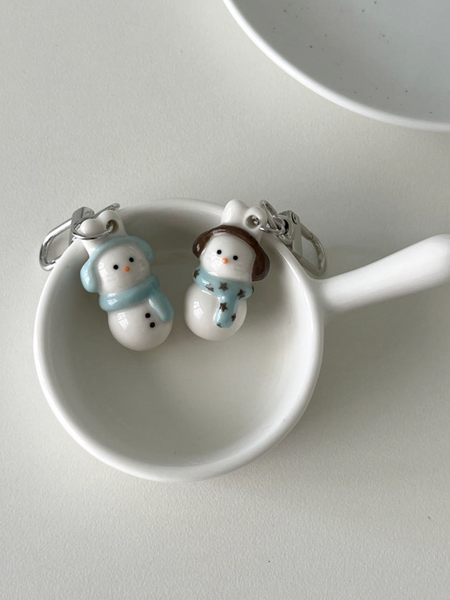 [flo.d studio] Snow Rabbit Keyring