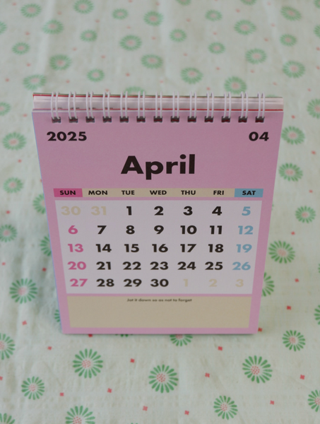 [fruit fries] 2025 Desk Calendar