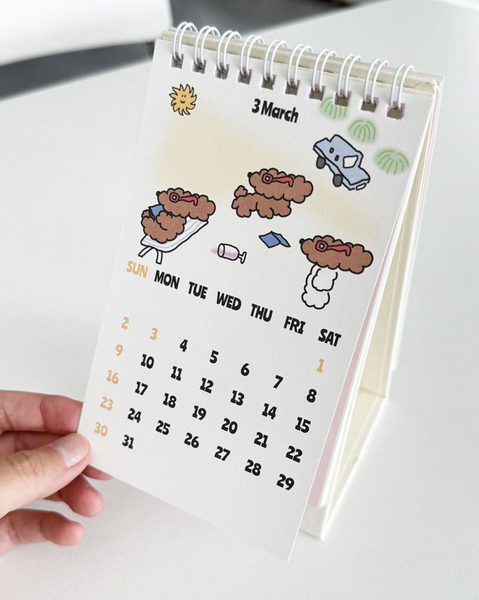 [scooty studio] 2025 Desk Calendar