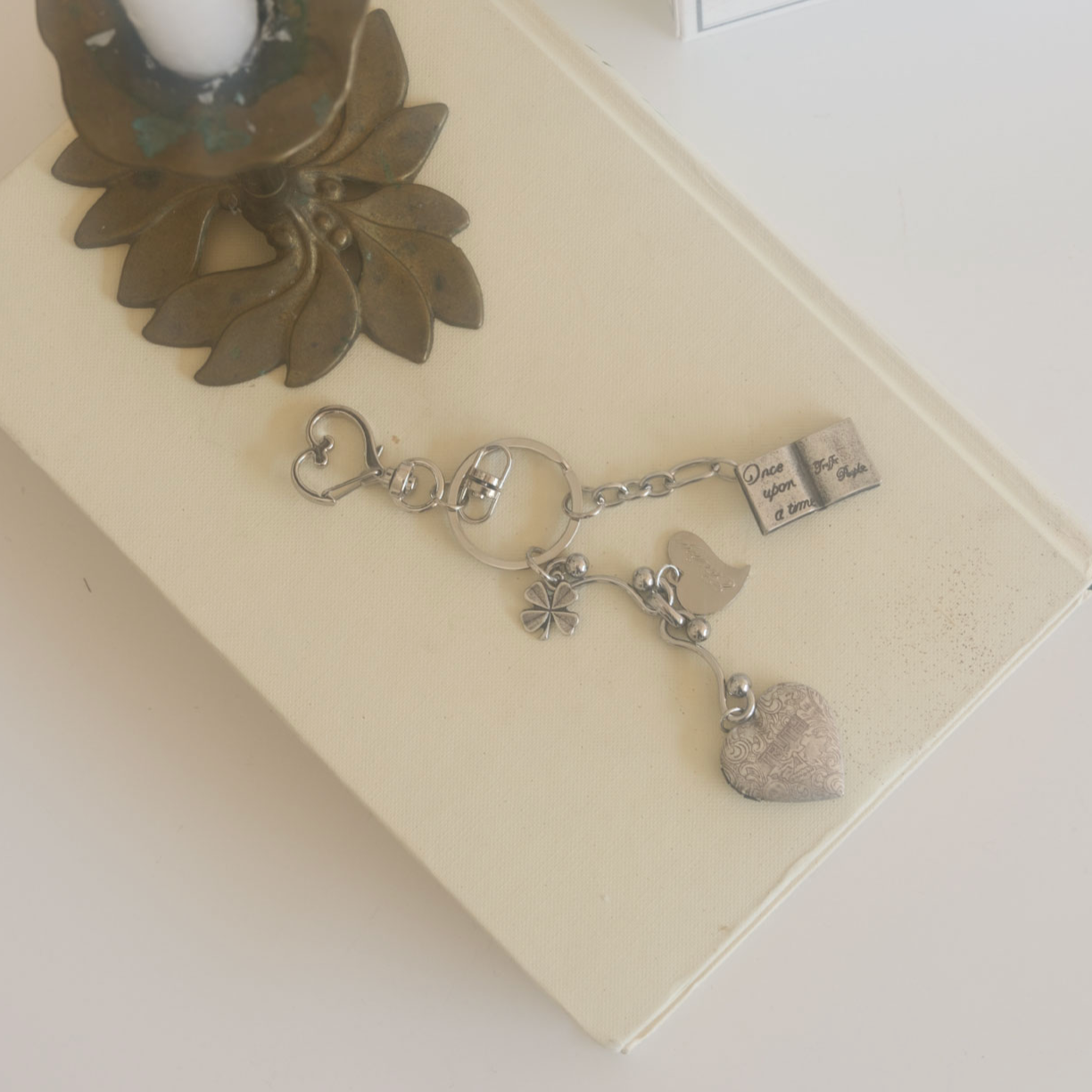 [COZING] Vintage Keyring