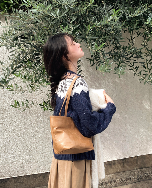 [SLOWAND] # LENTO Pebble Cracker Shoulder Bag