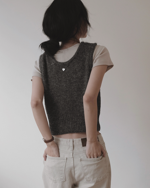 [SLOWAND] # SLOWMADE Heart Silver Symbol Knit Vest