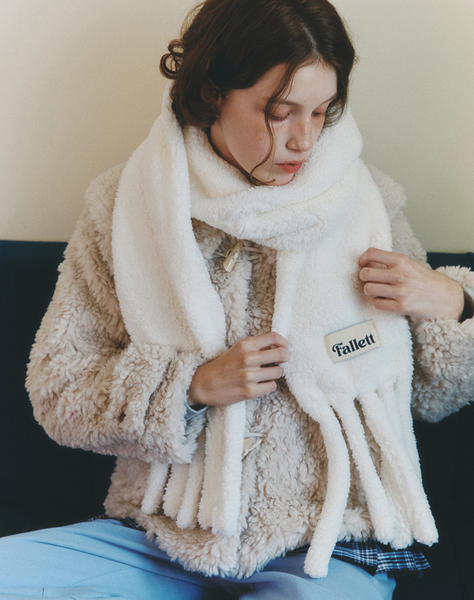 [Fallett] Boucle Muffler Ivory