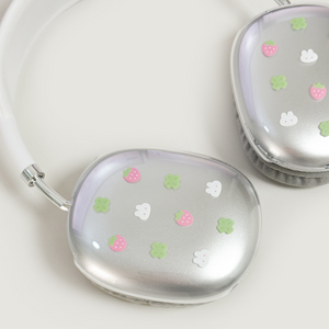 [monani studio] Clover Strawberry Rabbit Airpods Max Case