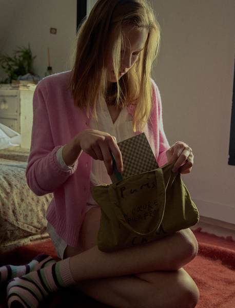 [HOTEL PARIS CHILL] Paper Heart Puffer Tote Bag (Olive)