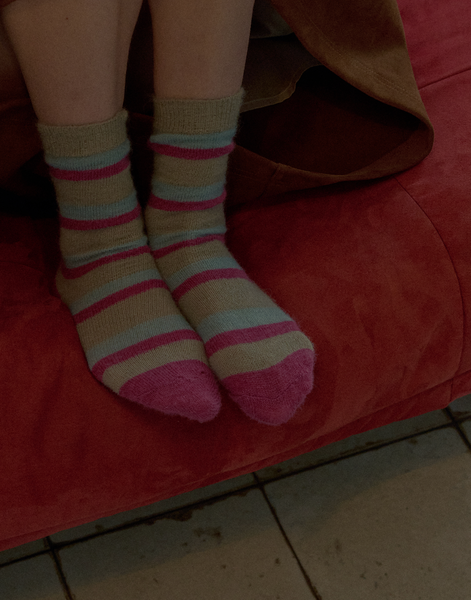 [HOTEL PARIS CHILL] Retro Striped Socks (Silverberry)