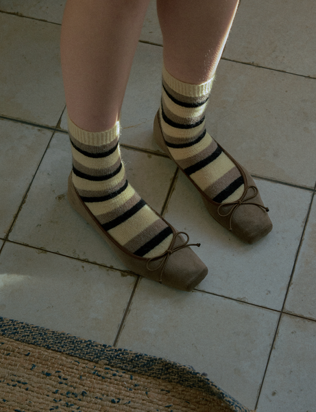 [HOTEL PARIS CHILL] Retro Striped Socks (Full Moon)