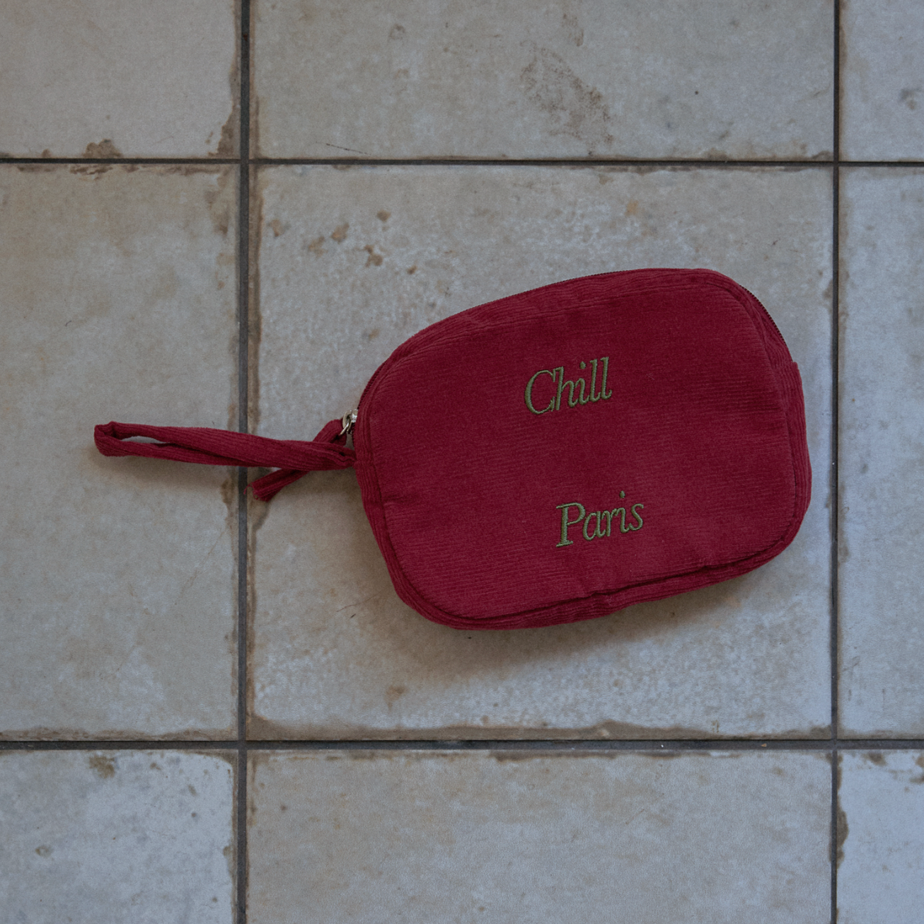 [HOTEL PARIS CHILL] Easy-peasy Corduroy Pouch (Chilli)