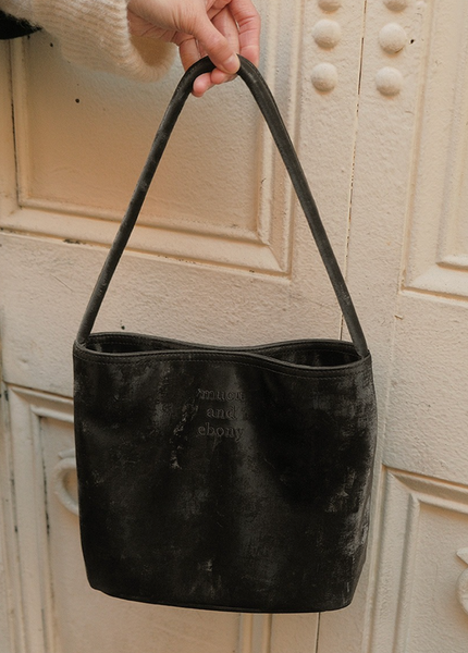 [mucu and ebony] Near Breeze Bag Ebony Black