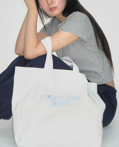 [SOMEWHERE BUTTER.] Wave Logo Eco Bag Ivory