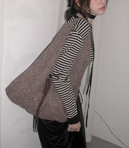 [VOOR] Jeanne Knit Shoulder Bag Brown