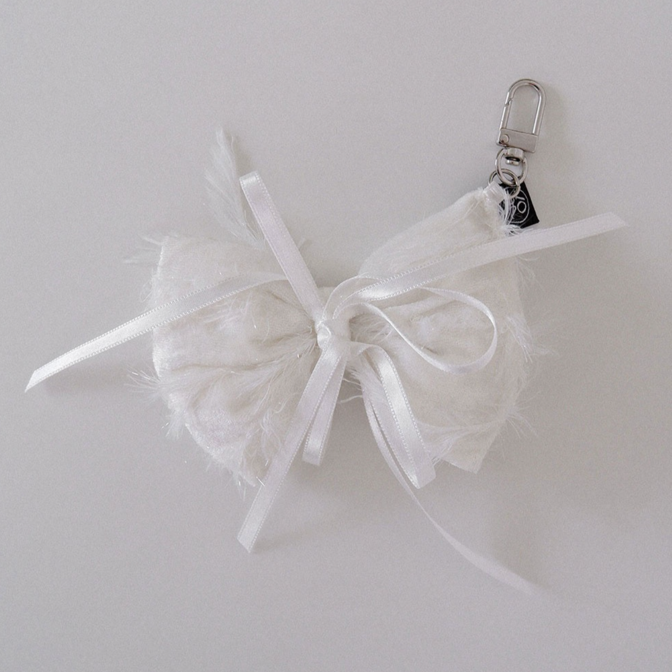 [VOOR] French Ribbon Key Ring White