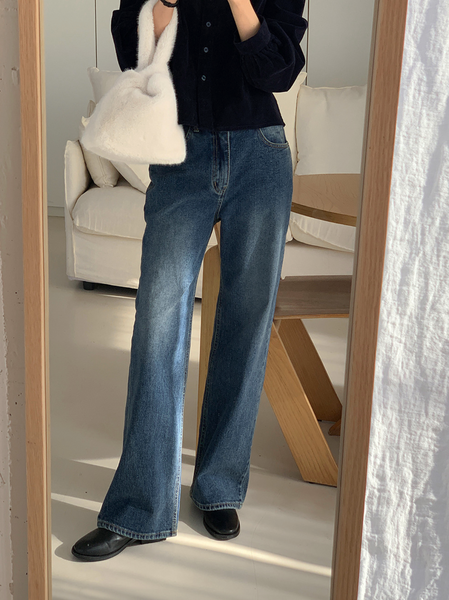 [FROM HEAD TO TOE] *Love From* Round Corduroy Blouse