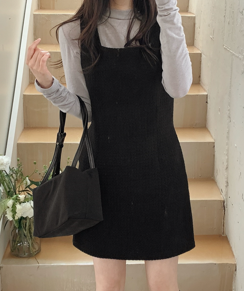 [SLOWAND] # SLOWMADE Black Tweed Square Solid Fit Dress