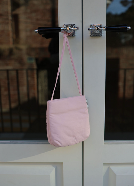 [mucu and ebony] Oven Bag Baby Pink