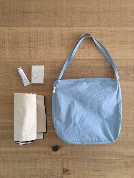 [mucu and ebony] More Mellow Bag Blue