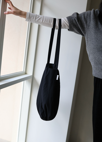 [mucu and ebony] More Mellow Bag Black