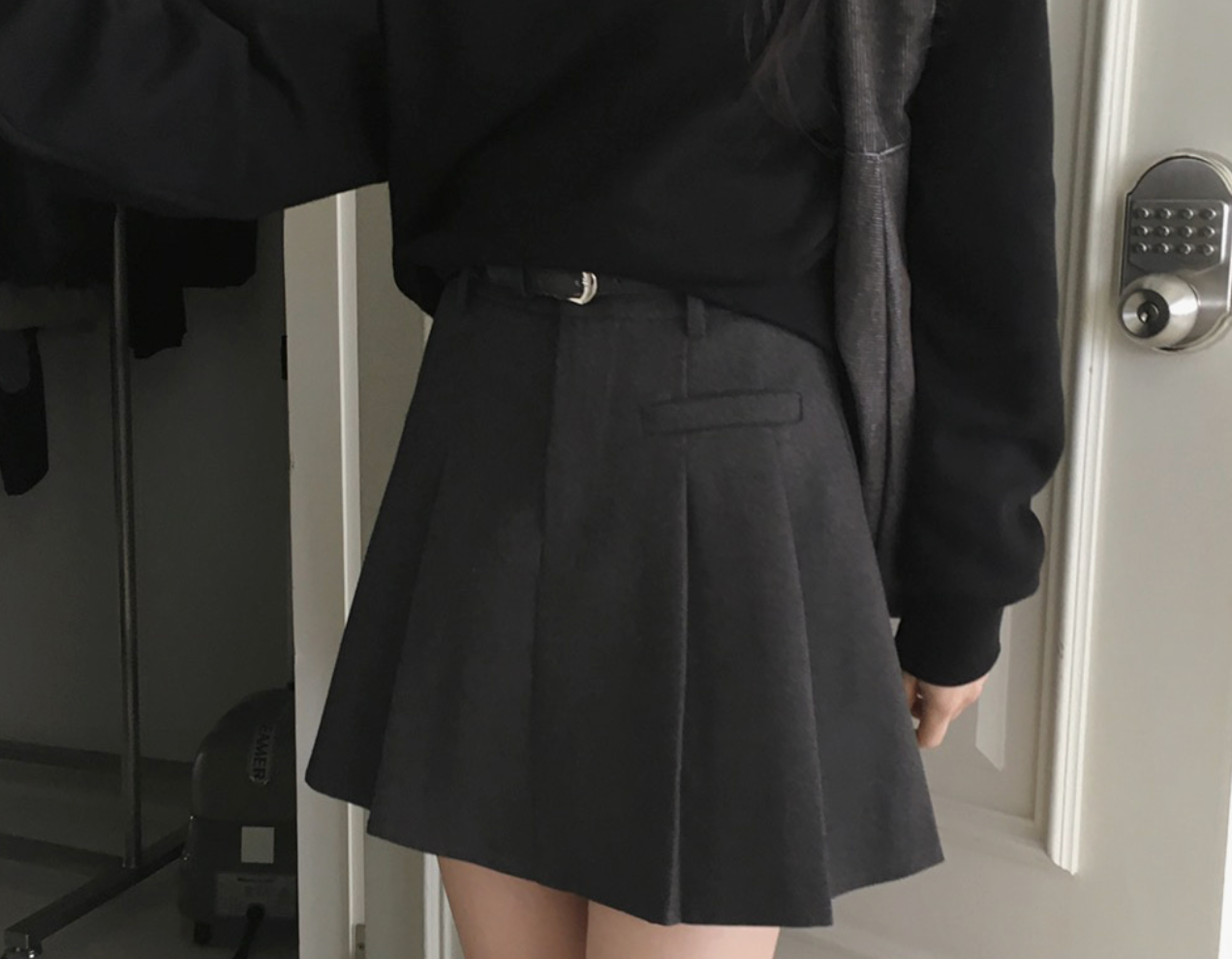 [SLOWAND] Pleated Belt Set Skirt